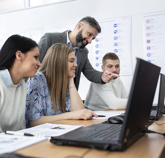 Personas en clases de conducción